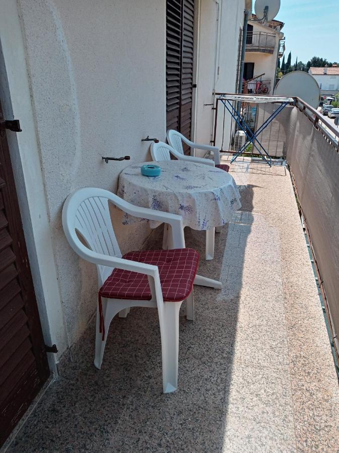 Apartment Mare 1 Novigrad Istria Esterno foto